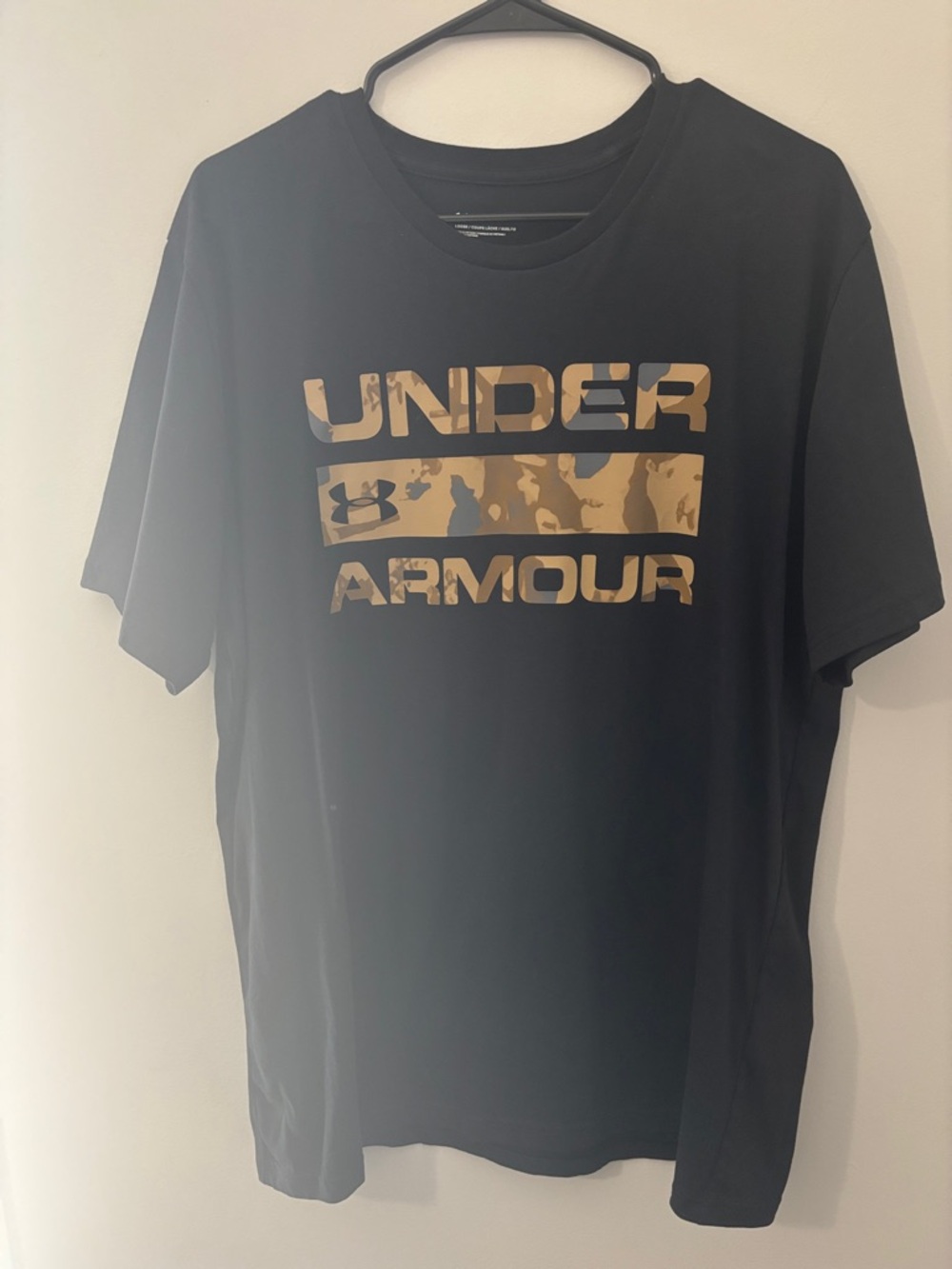 Under Armour Black T-Shirt with Tan Camo Logo